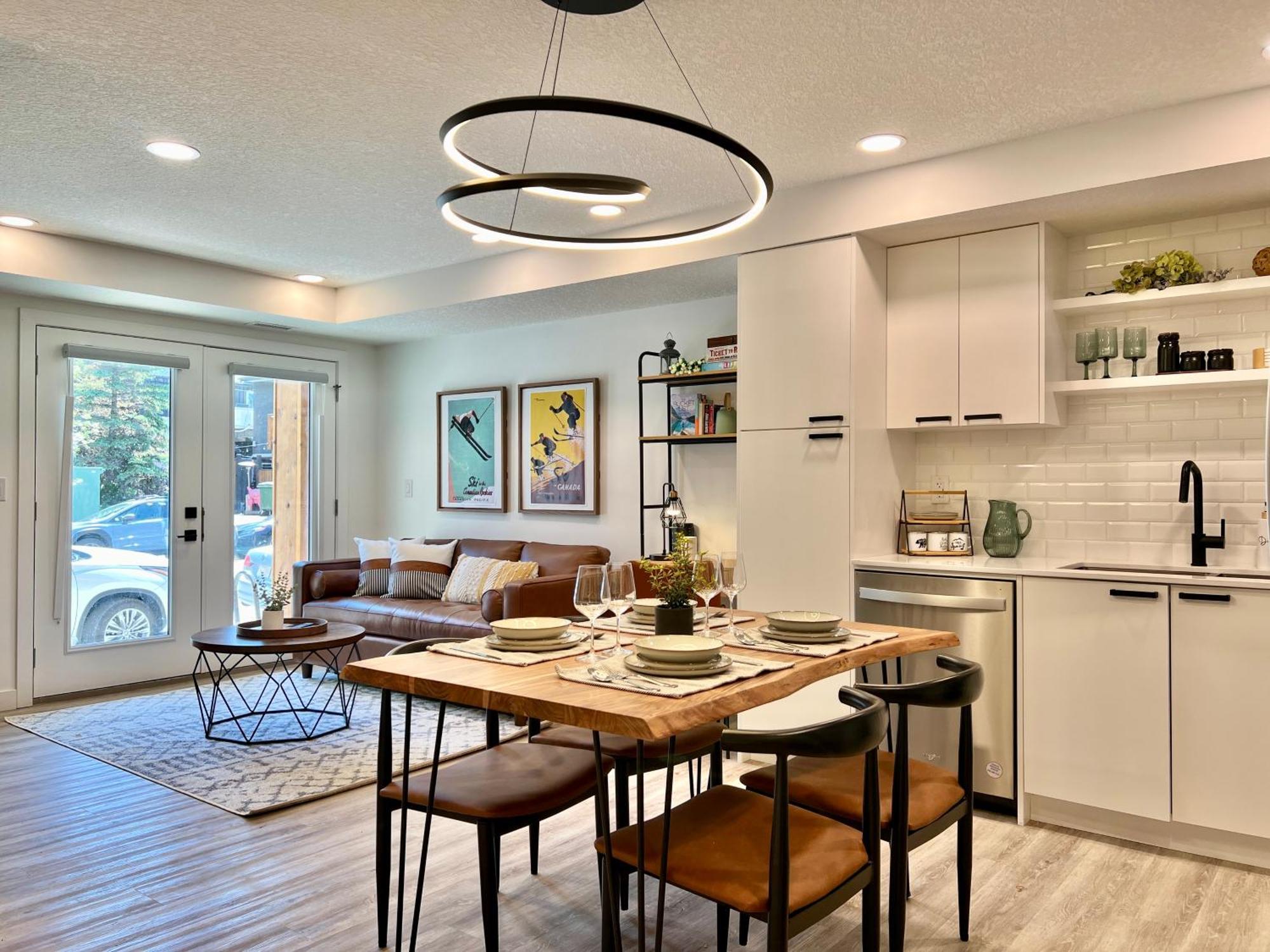 Special! New Downtown Mtn View Free Parking 2B&2B Apartamento Canmore Exterior foto